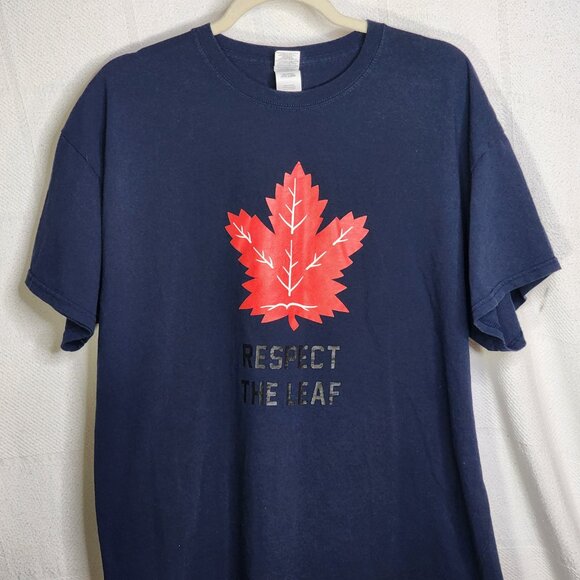 Gildan Heavy Cotton Navy Blue Respect the Leaf with Red Maple Leaf Motif Tee XL - Picture 3 of 16